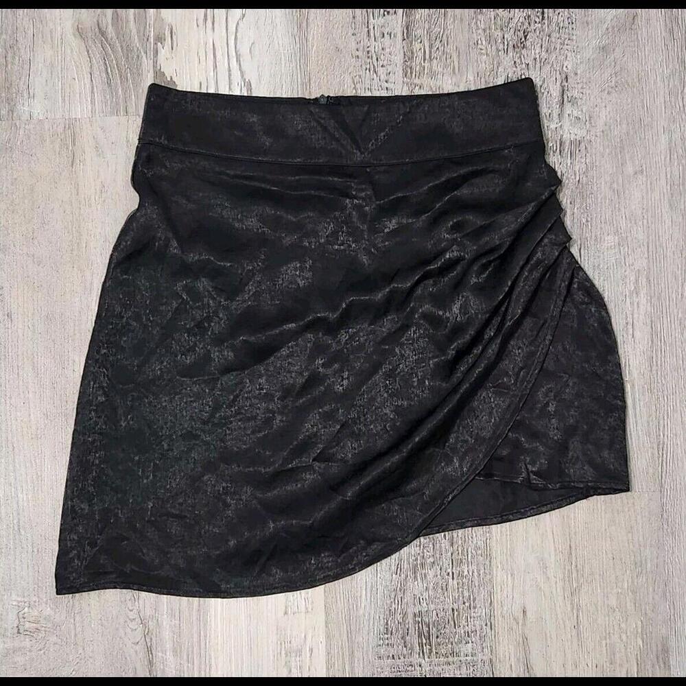 Glam Mini Skirt Medium Black Metallic Short Wrap Style Layered